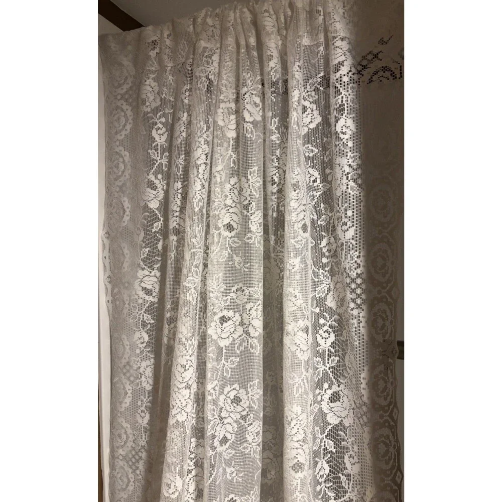 VTG White Lace Curtain Panel 60” W X 84” L Cottagecore 80’s / 90’s Cabbage Roses